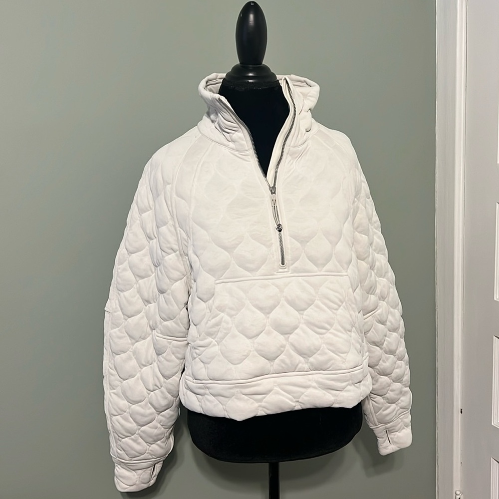 Lulu quilted scuba size M/L